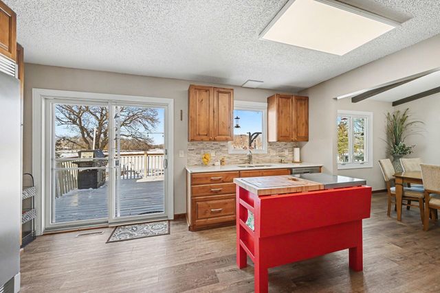 630 Tyrol Lane, Shakopee, MN 55379