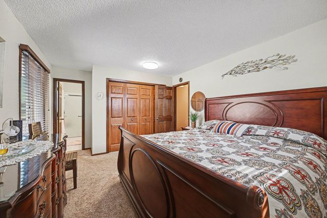 630 Tyrol Lane, Shakopee, MN 55379