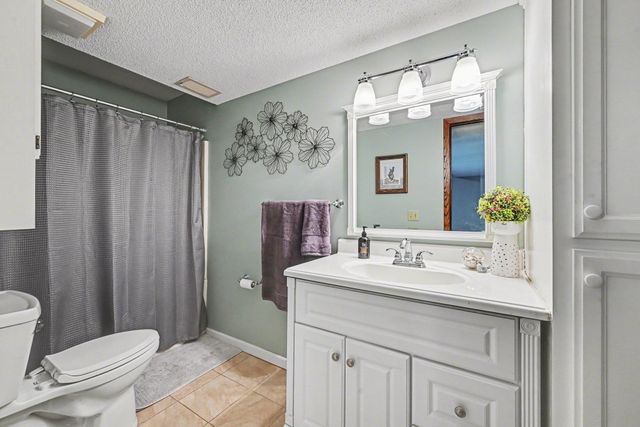 630 Tyrol Lane, Shakopee, MN 55379