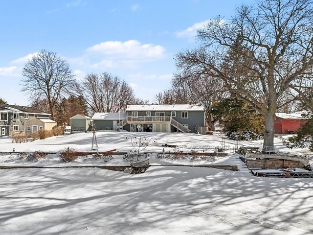 630 Tyrol Lane, Shakopee, MN 55379