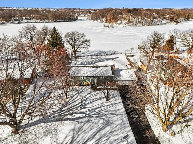 630 Tyrol Lane, Shakopee, MN 55379