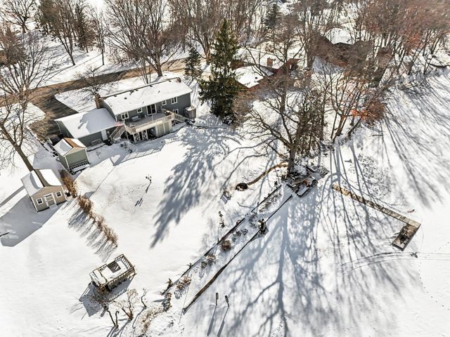 630 Tyrol Lane, Shakopee, MN 55379