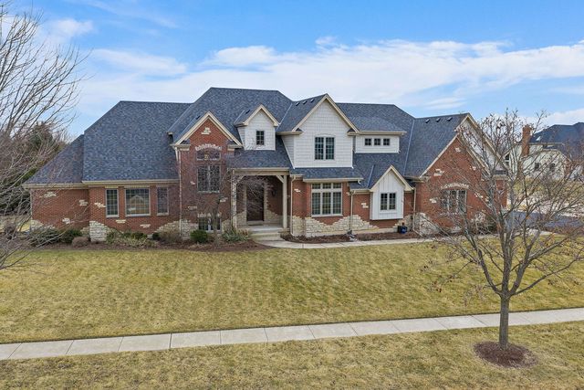 1211 Coyote Trail, Hampshire, IL 60140