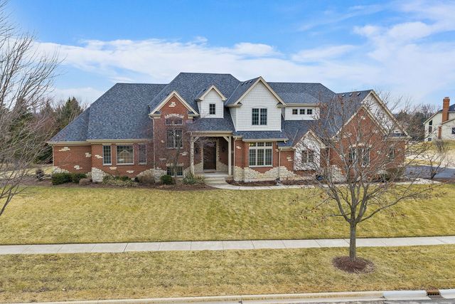 1211 Coyote Trail, Hampshire, IL 60140