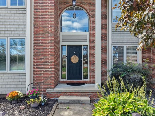 2303 Arciero Court, Howell, MI 48855