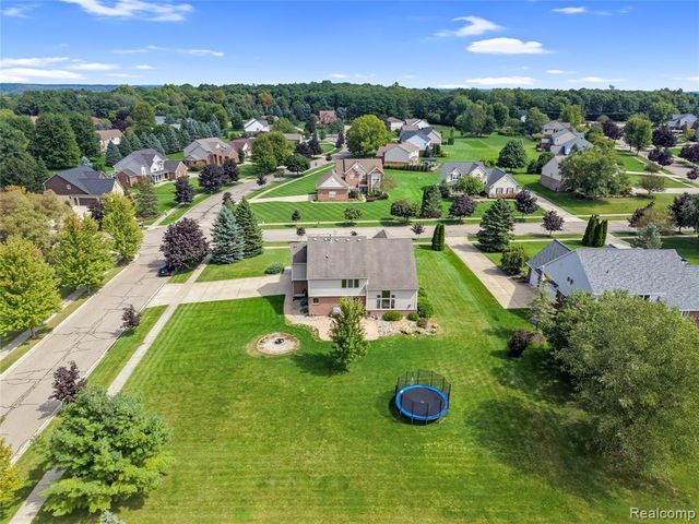 2303 Arciero Court, Howell, MI 48855