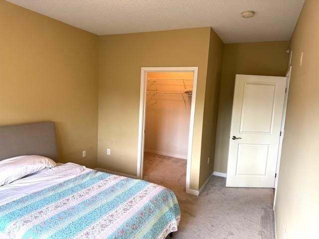 619 8th Street SE 409, Minneapolis, MN 55414