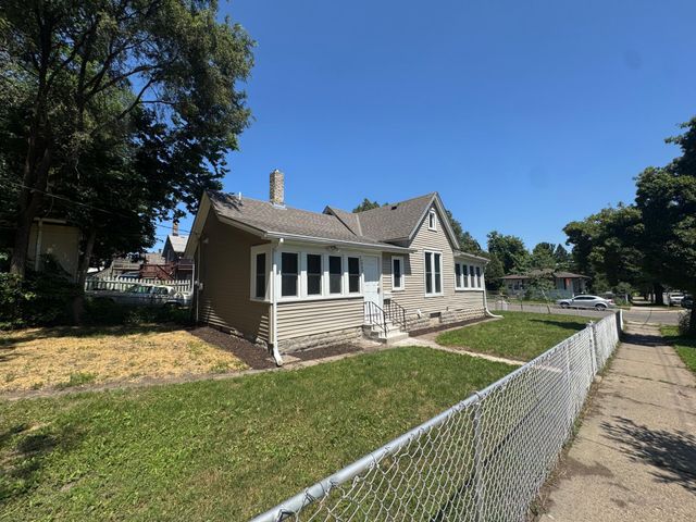989 Marion Street, Saint Paul, MN 55117