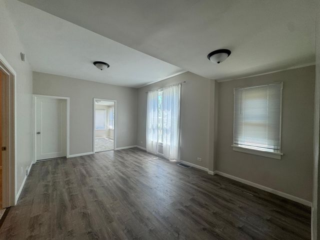 989 Marion Street, Saint Paul, MN 55117