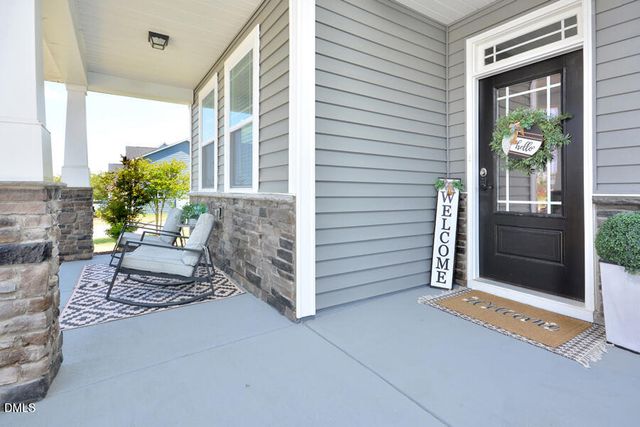 490 Mallard Loop Drive, Clayton, NC 27527