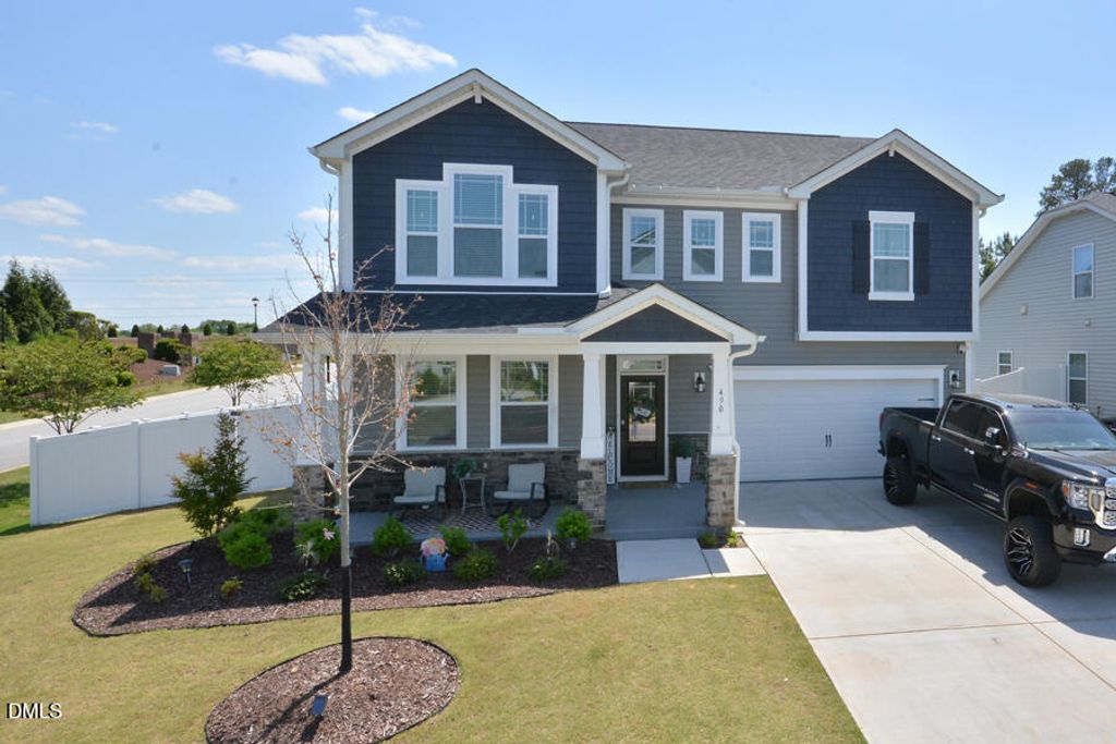 490 Mallard Loop Drive, Clayton, NC 27527