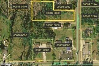 2729 Garden ST, North Fort Myers, FL 33917