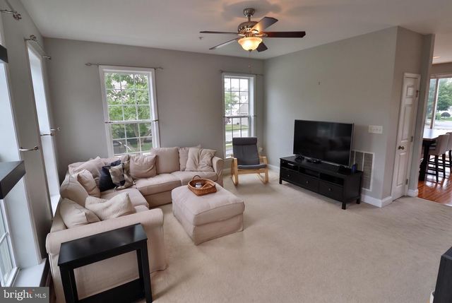 233 KEINATH ST, Mount Joy, PA 17552