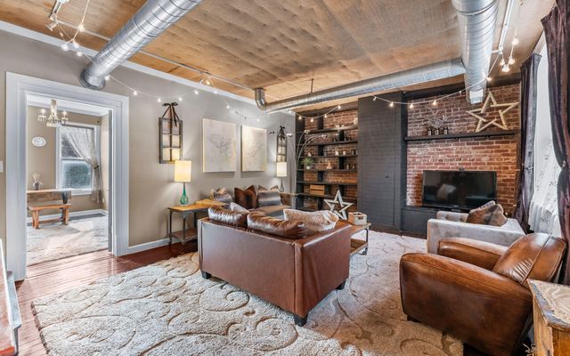 3915 St Elmo Avenue, Chattanooga, TN 37409