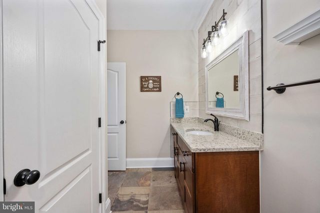 11004 SHERIDAN DR, Spotsylvania, VA 22551