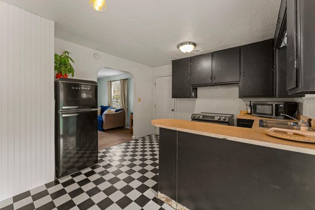 1107 SW Bridge Street, Grants Pass, OR 97526