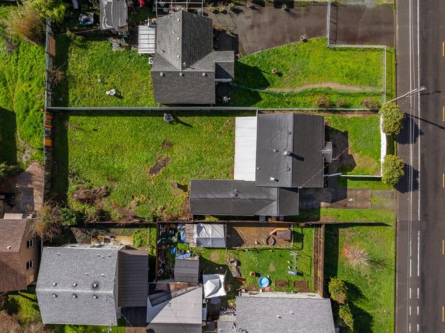 1107 SW Bridge Street, Grants Pass, OR 97526