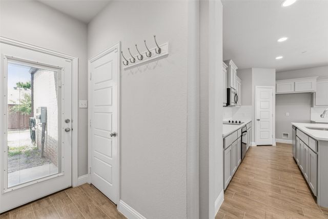 6020 Bursey Road, Watauga, TX 76148