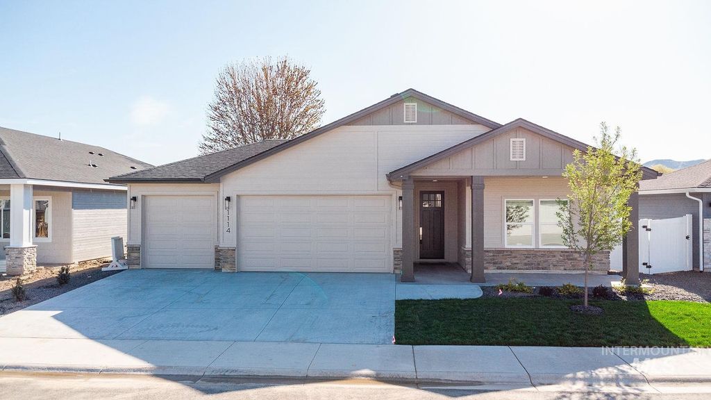 1114 Whitewater Way, Emmett, ID 83617