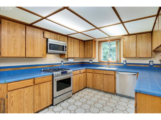 16645 Ne LEANDER Dr, Sherwood, OR 97140