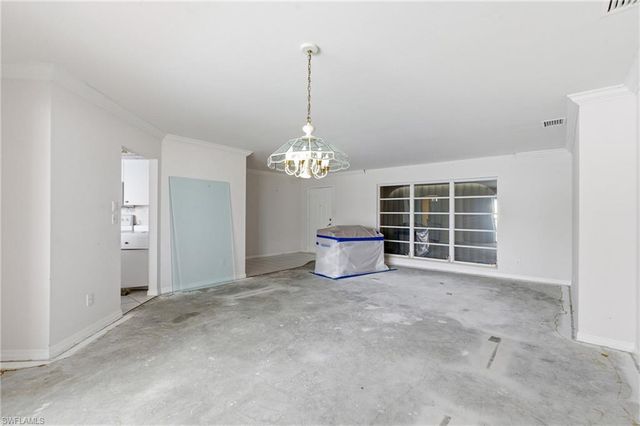 329 SE 33rd TER, Cape Coral, FL 33904