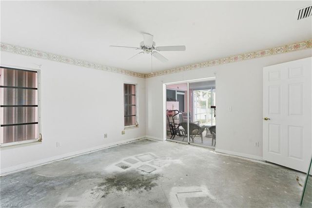 329 SE 33rd TER, Cape Coral, FL 33904