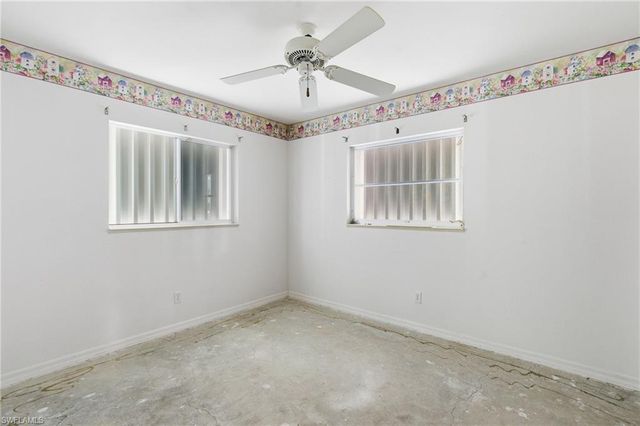 329 SE 33rd TER, Cape Coral, FL 33904