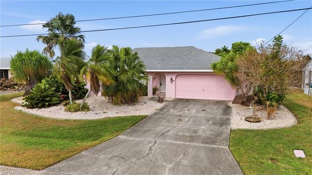 329 SE 33rd TER, Cape Coral, FL 33904