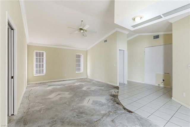 329 SE 33rd TER, Cape Coral, FL 33904