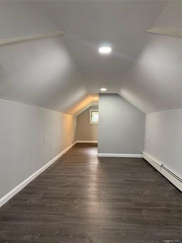 122 Dehnhoff Avenue, Freeport, NY 11520