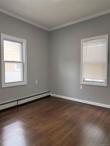 122 Dehnhoff Avenue, Freeport, NY 11520