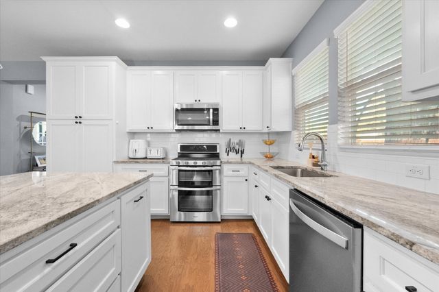 2801 Livingston Avenue, Fort Worth, TX 76110