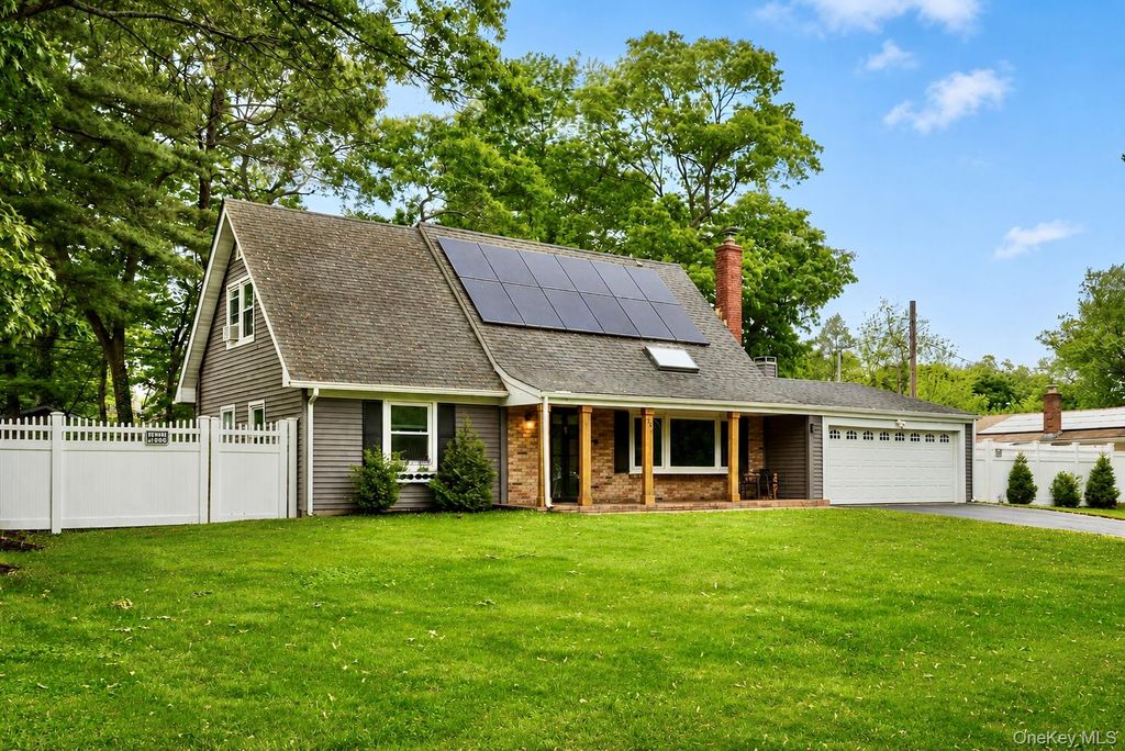 26 Wintergreen Drive, Coram, NY 11727