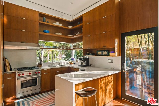 911 Venezia Avenue, Venice (los Angeles), CA 90291