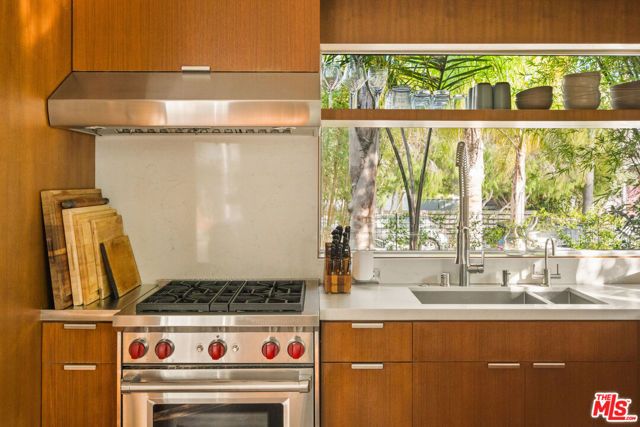 911 Venezia Avenue, Venice (los Angeles), CA 90291