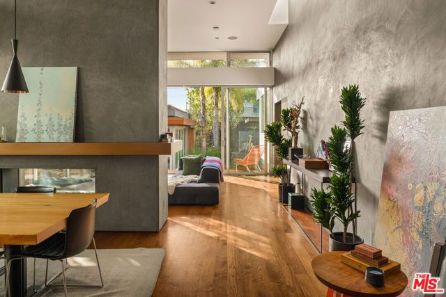 911 Venezia Avenue, Venice (los Angeles), CA 90291