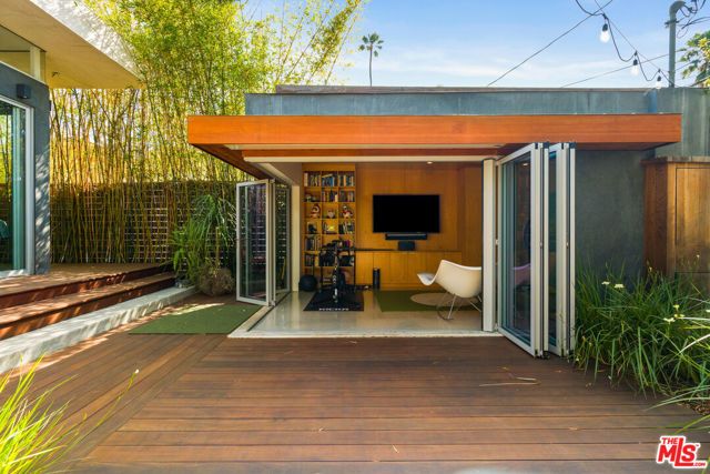 911 Venezia Avenue, Venice (los Angeles), CA 90291