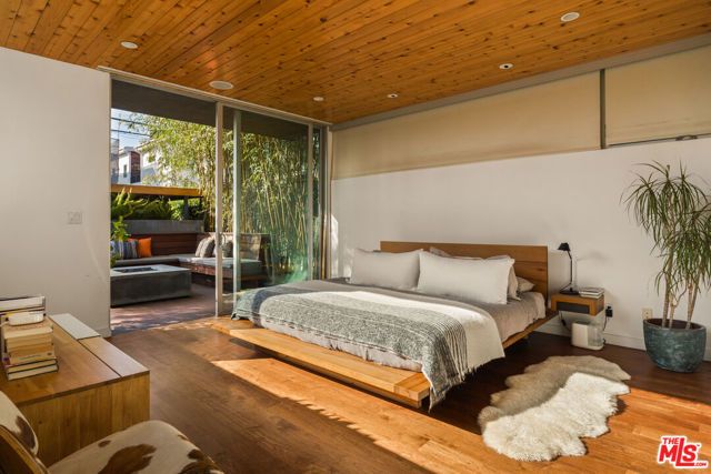 911 Venezia Avenue, Venice (los Angeles), CA 90291