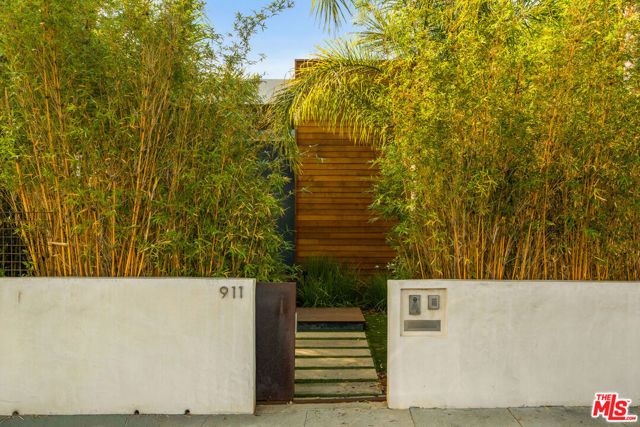 911 Venezia Avenue, Venice (los Angeles), CA 90291