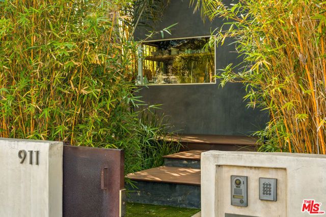 911 Venezia Avenue, Venice (los Angeles), CA 90291