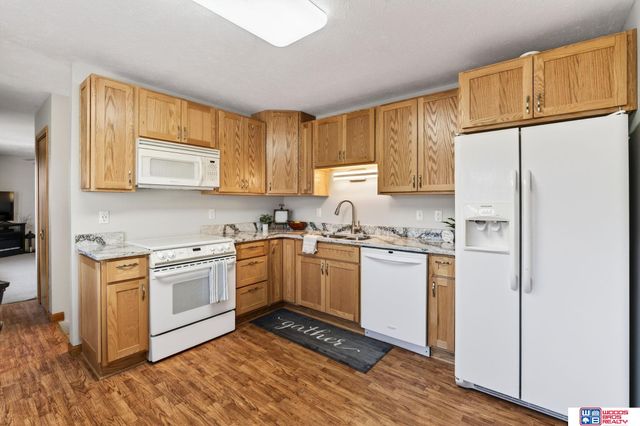 4337 Lewis Avenue, Lincoln, NE 68521