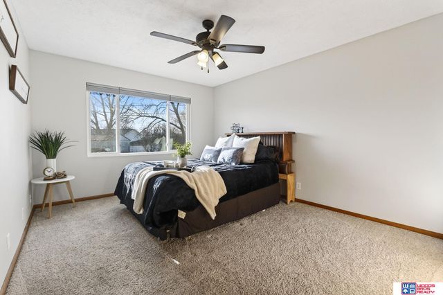 4337 Lewis Avenue, Lincoln, NE 68521