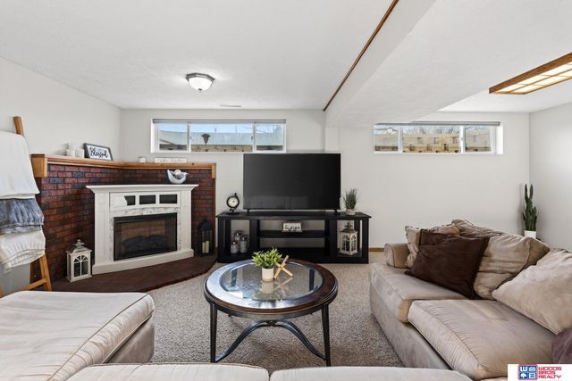 4337 Lewis Avenue, Lincoln, NE 68521