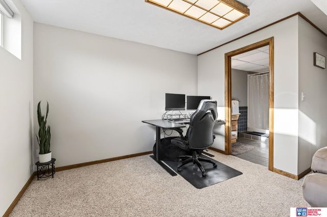 4337 Lewis Avenue, Lincoln, NE 68521