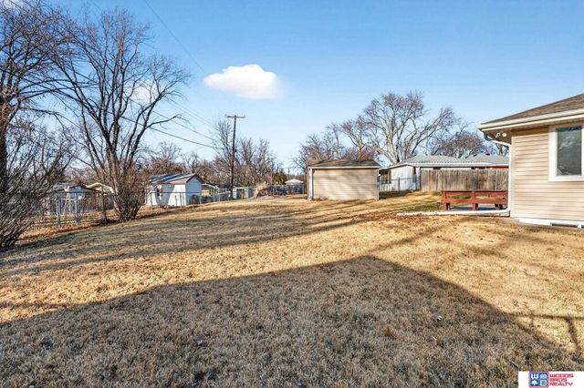 4337 Lewis Avenue, Lincoln, NE 68521