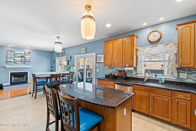 25 Columbus Avenue, Cliffwood, NJ 07721