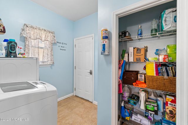 25 Columbus Avenue, Cliffwood, NJ 07721