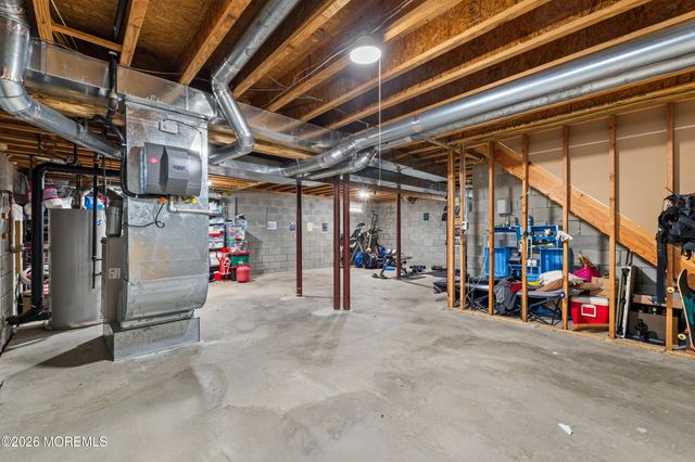 25 Columbus Avenue, Cliffwood, NJ 07721