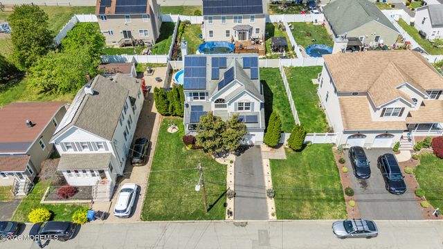 25 Columbus Avenue, Cliffwood, NJ 07721