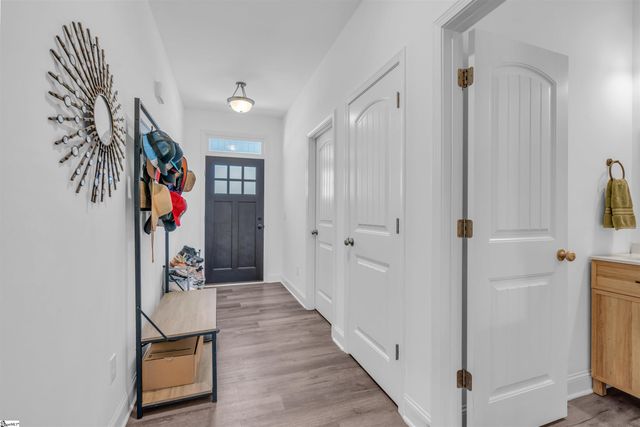 104 Timber Glen Place, Greer, SC 29651